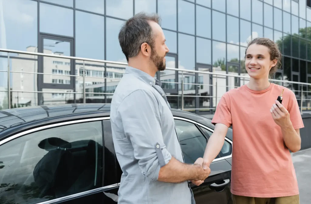 Autokauf mit kühlem Kopf: Wie man Probefahrten führt, ohne in die Verkäufer-Rhetorik zu kippen