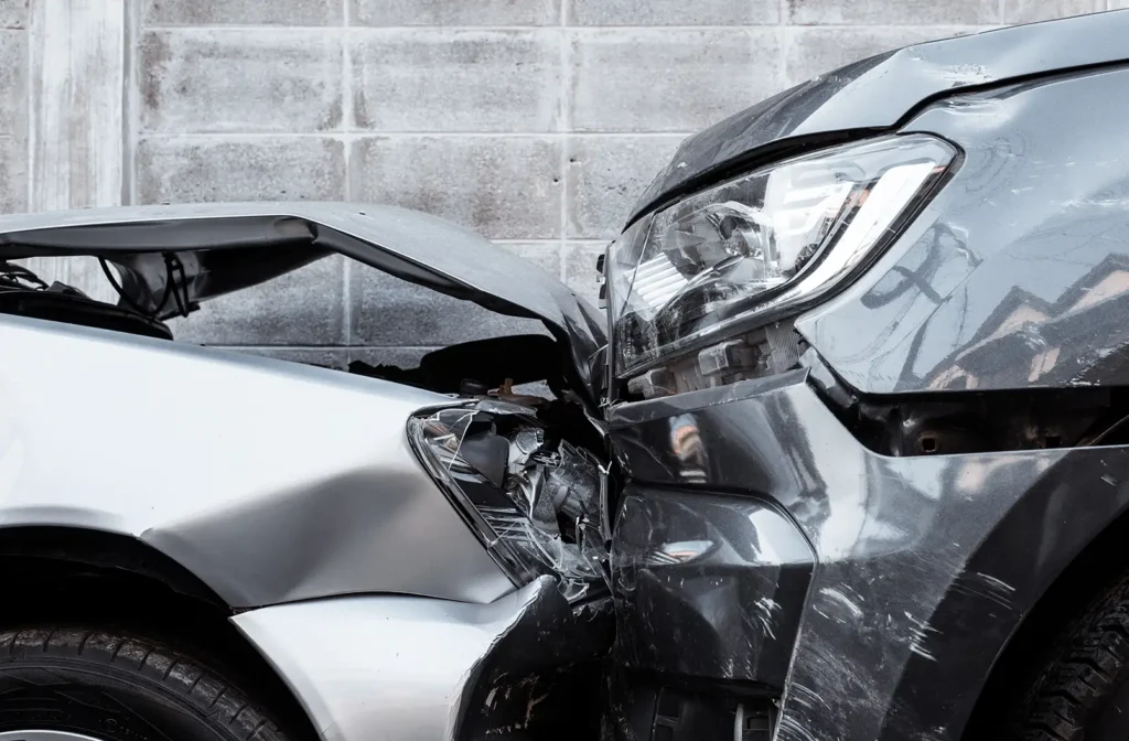 Unfallwagen kaufen oder verkaufen: Wie man das Thema sachlich und fair angeht